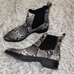 Snakeskin Treasure & Bond Boots ONLY WORN ONCE